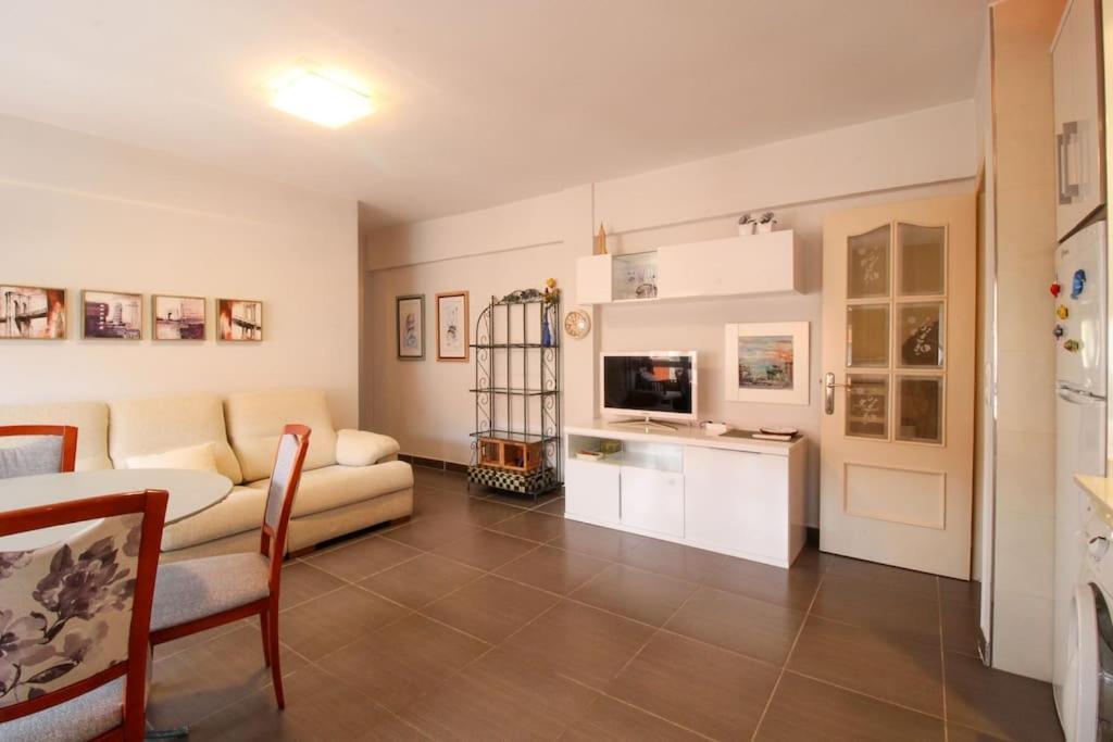 Ocean View Apartment Santander Bagian luar foto
